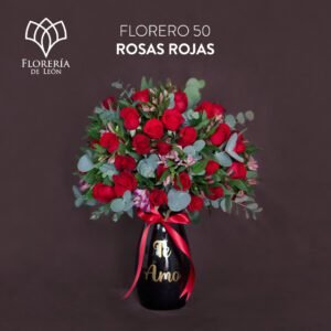 Florero negro con 50 rosas rojas